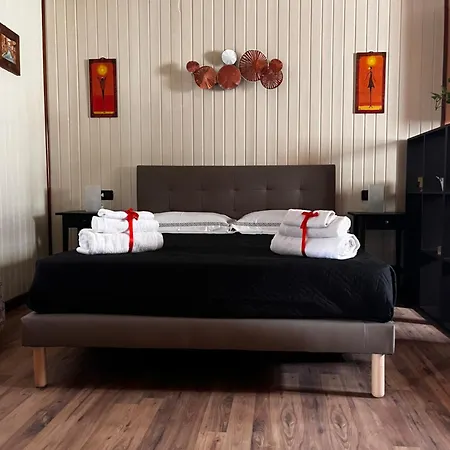 Camelia - A 7 Min Dalla Rocchetta Mattei * Camugnano